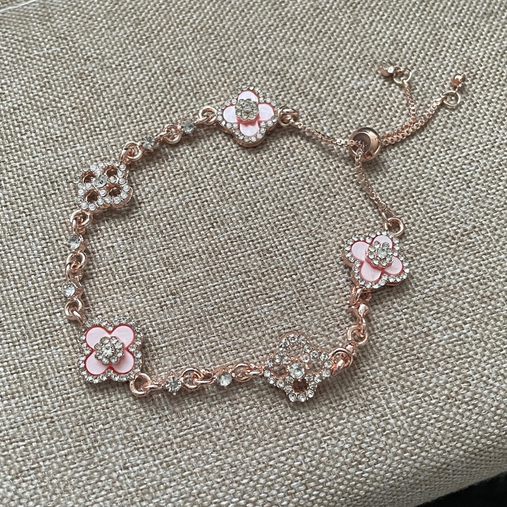 ✨🎉🎉Rose Gold Bling Pink Flower Slider Bracelet✨NEW - Picture 6 of 6
